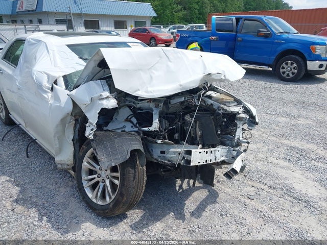 Продаж на аукціоні авто 2016 Chrysler 300c, vin: 2C3CCAEG6GH182118, номер лоту: 44848133
