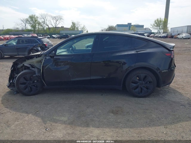 Продажа на аукционе авто 2025 Tesla Model Y Long Range Dual Motor All-wheel Drive, vin: 7SAYGDEE6SA360372, номер лота: 44848150