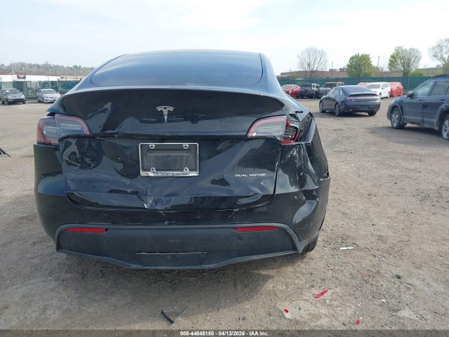 Продажа на аукционе авто 2025 Tesla Model Y Long Range Dual Motor All-wheel Drive, vin: 7SAYGDEE6SA360372, номер лота: 44848150
