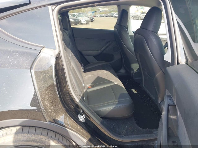 Продажа на аукционе авто 2025 Tesla Model Y Long Range Dual Motor All-wheel Drive, vin: 7SAYGDEE6SA360372, номер лота: 44848150