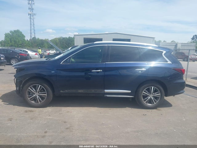 44848180 :رقم المزاد ، 5N1DL0MN8HC556965 vin ، 2017 Infiniti Qx60 مزاد بيع