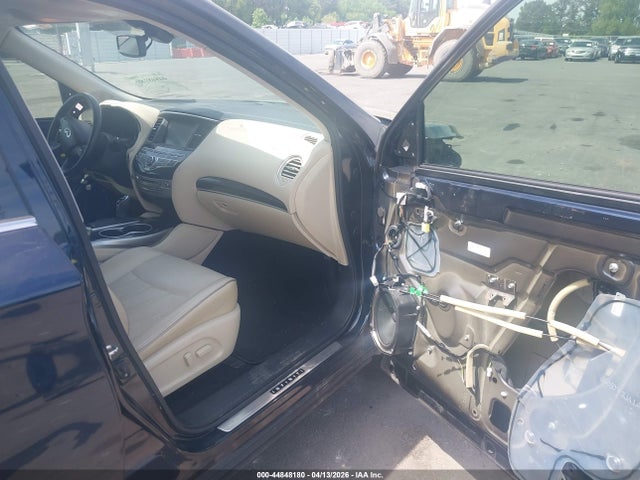 44848180 :رقم المزاد ، 5N1DL0MN8HC556965 vin ، 2017 Infiniti Qx60 مزاد بيع