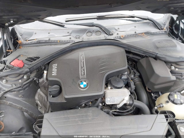 2015 Bmw 328i Xdrive მანქანა იყიდება აუქციონზე, vin: WBA3B5C51FF960992, აუქციონის ნომერი: 44848191