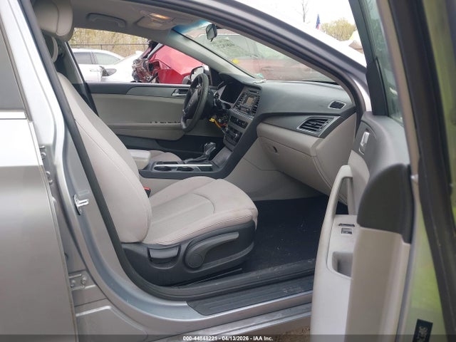 Aukcja sprzedaży 2015 Hyundai Sonata Se, vin: 5NPE24AF5FH146657, numer aukcji: 44848221