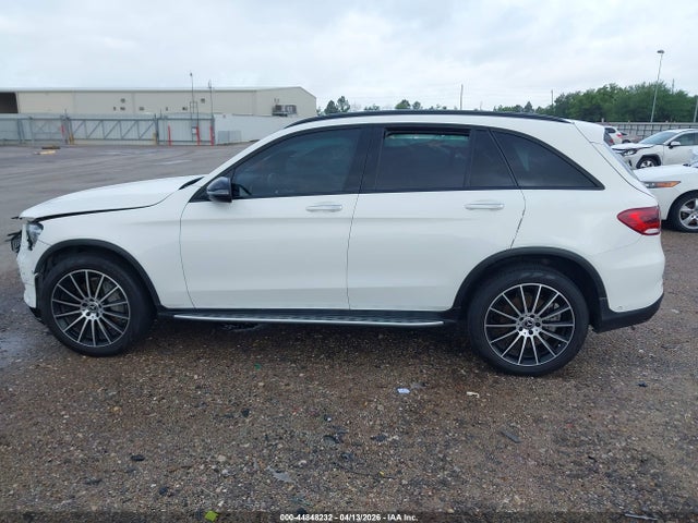 44848232 :رقم المزاد ، W1N0G8DB3MV281461 vin ، 2021 Mercedes-benz Glc 300 Suv مزاد بيع