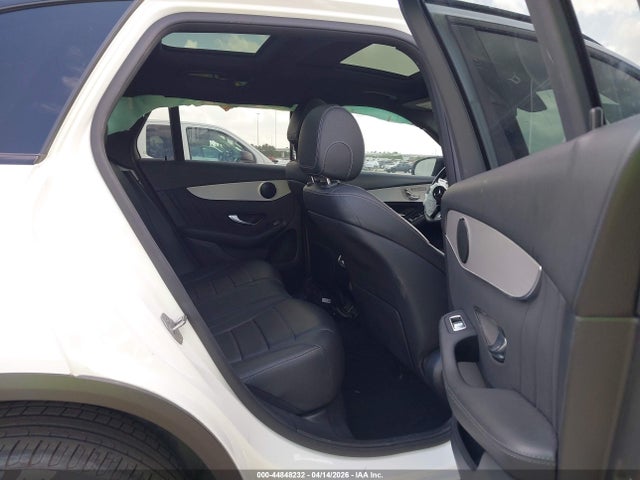 44848232 :رقم المزاد ، W1N0G8DB3MV281461 vin ، 2021 Mercedes-benz Glc 300 Suv مزاد بيع