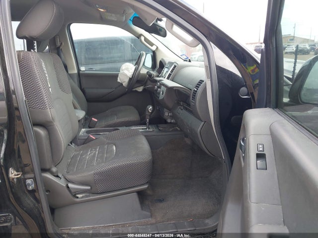 2014 Nissan Frontier Pro-4x მანქანა იყიდება აუქციონზე, vin: 1N6AD0EV1EN725255, აუქციონის ნომერი: 44848247