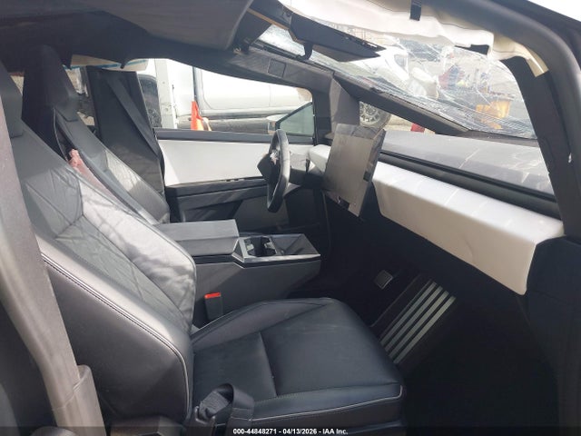 44848271 :رقم المزاد ، 7G2CEHED4RA037764 vin ، 2024 Tesla Cybertruck All-wheel Drive مزاد بيع