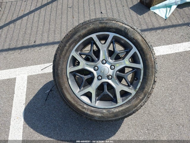 1C4RJFCG8MC508527 Jeep Grand Cherokee Overland 4x4