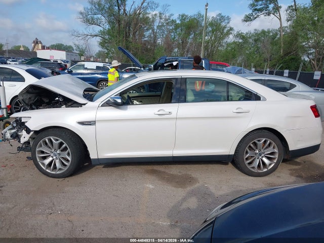 2018 Ford Taurus Limited მანქანა იყიდება აუქციონზე, vin: 1FAHP2F87JG118004, აუქციონის ნომერი: 44848315