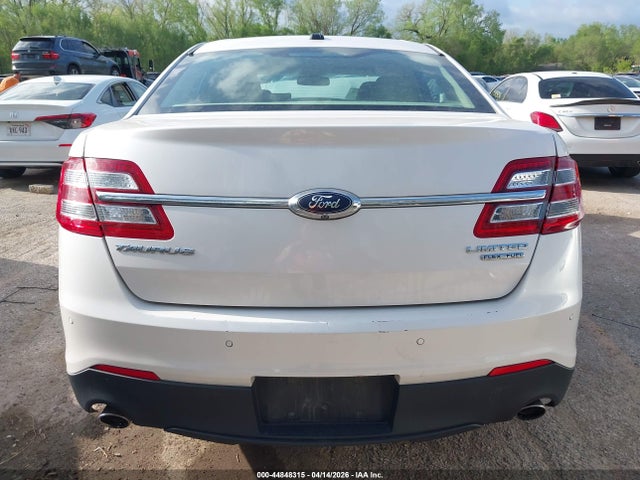 2018 Ford Taurus Limited მანქანა იყიდება აუქციონზე, vin: 1FAHP2F87JG118004, აუქციონის ნომერი: 44848315