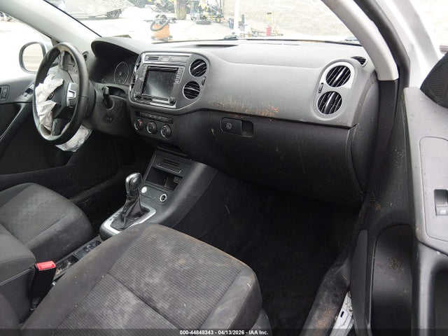 Aukcja sprzedaży 2018 Volkswagen Tiguan Limited 2.0t, vin: WVGBV7AX8JK004880, numer aukcji: 44848343