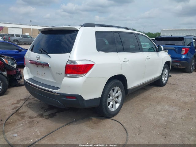 2012 Toyota Highlander Base V6 მანქანა იყიდება აუქციონზე, vin: 5TDZK3EH5CS069883, აუქციონის ნომერი: 44848372