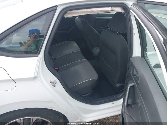 2025 Volkswagen Jetta 1.5t Sport მანქანა იყიდება აუქციონზე, vin: 3VWBX7BU6SM093360, აუქციონის ნომერი: 44848385