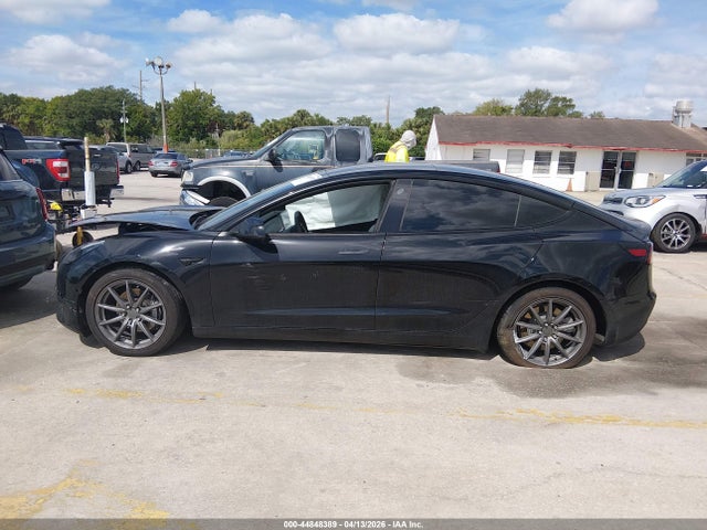 Продажа на аукционе авто 2022 Tesla Model 3 Long Range Dual Motor All-wheel Drive, vin: 5YJ3E1EB9NF185527, номер лота: 44848389