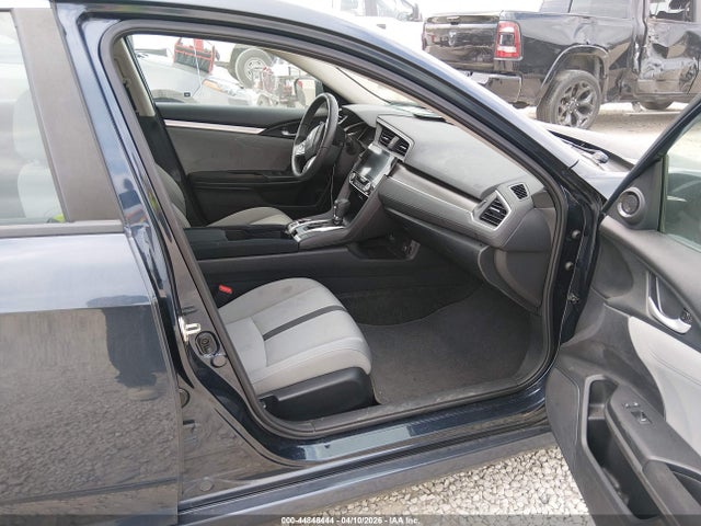 44848444 :رقم المزاد ، 19XFC2F74HE054082 vin ، 2017 Honda Civic Ex مزاد بيع