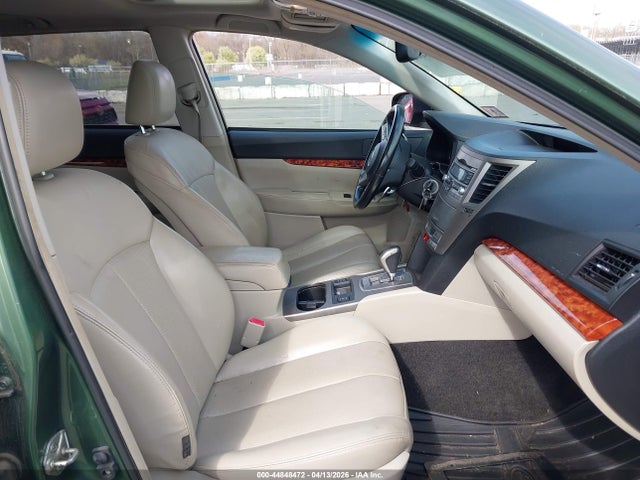 Продажа на аукционе авто 2011 Subaru Outback 2.5i Limited, vin: 4S4BRBKC0B3426060, номер лота: 44848472