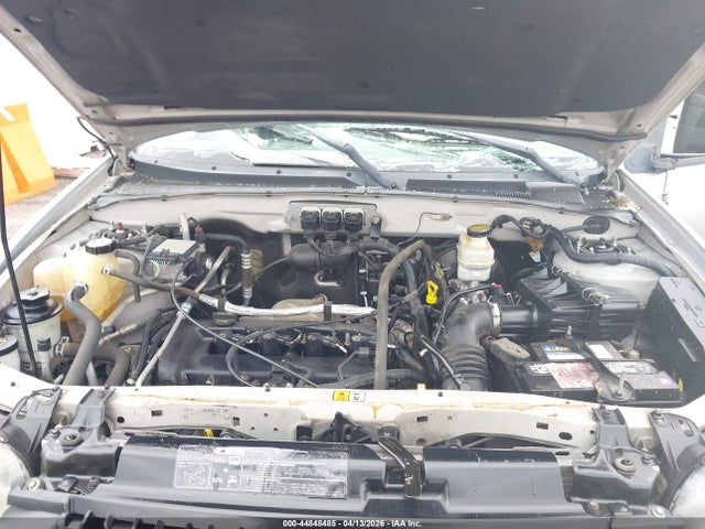 2005 Ford Escape Xls მანქანა იყიდება აუქციონზე, vin: 1FMYU02Z95KB94859, აუქციონის ნომერი: 44848485