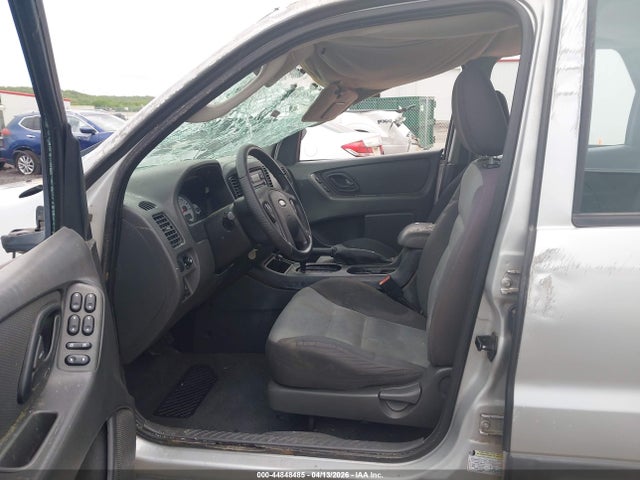 2005 Ford Escape Xls მანქანა იყიდება აუქციონზე, vin: 1FMYU02Z95KB94859, აუქციონის ნომერი: 44848485