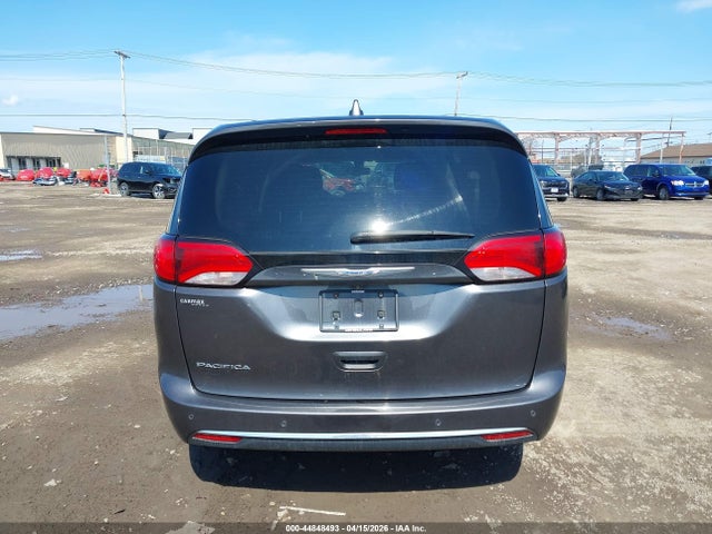 2018 Chrysler Pacifica Touring Plus მანქანა იყიდება აუქციონზე, vin: 2C4RC1FGXJR172181, აუქციონის ნომერი: 44848493