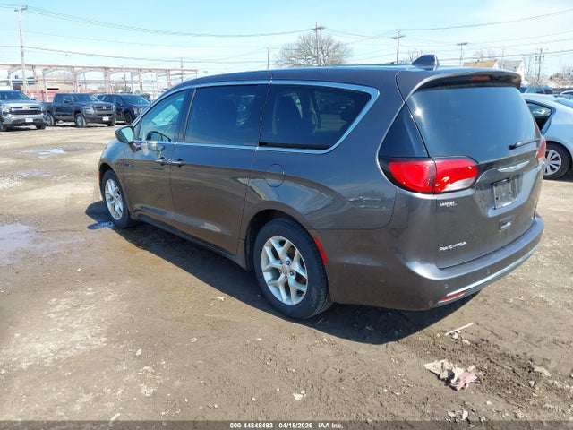 2018 Chrysler Pacifica Touring Plus მანქანა იყიდება აუქციონზე, vin: 2C4RC1FGXJR172181, აუქციონის ნომერი: 44848493