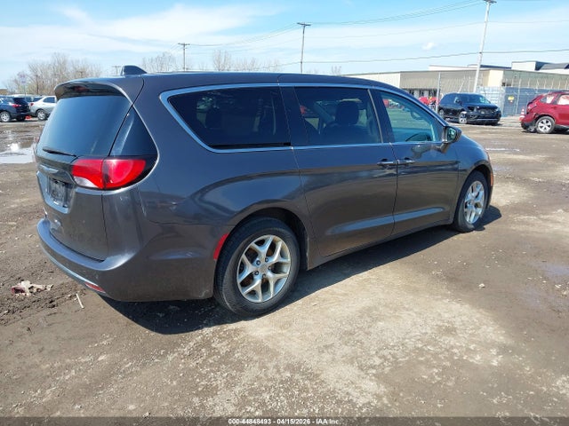 2018 Chrysler Pacifica Touring Plus მანქანა იყიდება აუქციონზე, vin: 2C4RC1FGXJR172181, აუქციონის ნომერი: 44848493