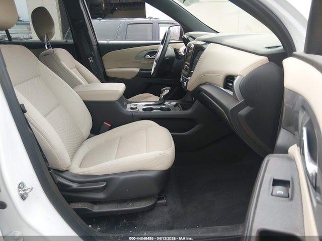 2022 Chevrolet Traverse Awd Ls მანქანა იყიდება აუქციონზე, vin: 1GNEVFKW7NJ195275, აუქციონის ნომერი: 44848495