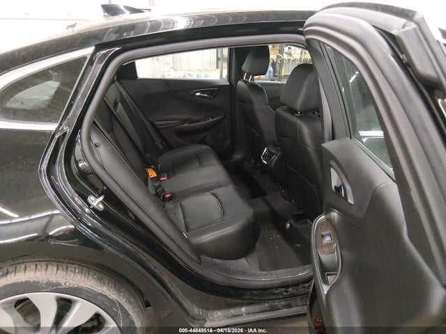 44848516 :رقم المزاد ، 1G1ZH5SX4HF270793 vin ، 2017 Chevrolet Malibu Premier مزاد بيع