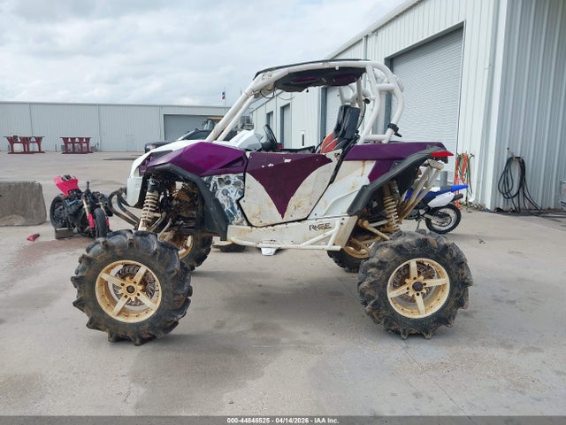 3JBPVDP17EJ000561 Can-Am Maverick 1000r X Xc Dps