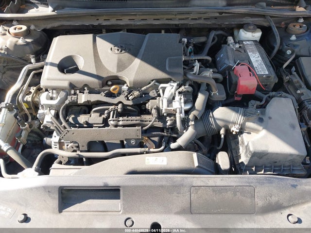 2019 Toyota Camry Le მანქანა იყიდება აუქციონზე, vin: 4T1B11HK6KU231803, აუქციონის ნომერი: 44848529