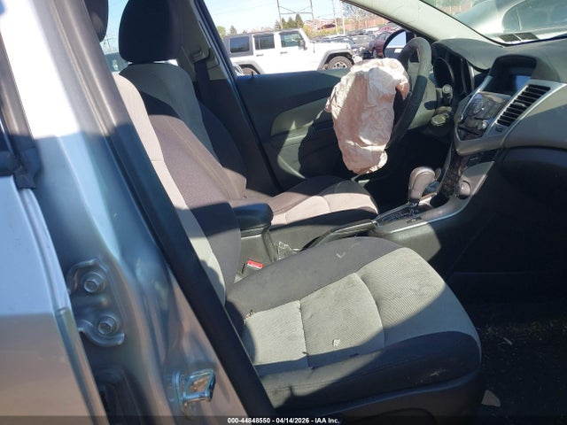 1G1PA5SGXF7212691 Chevrolet Cruze Ls Auto