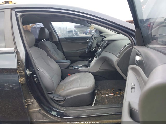 Продажа на аукционе авто 2013 Hyundai Sonata Se 2.0t, vin: 5NPEC4AB2DH769807, номер лота: 44848648