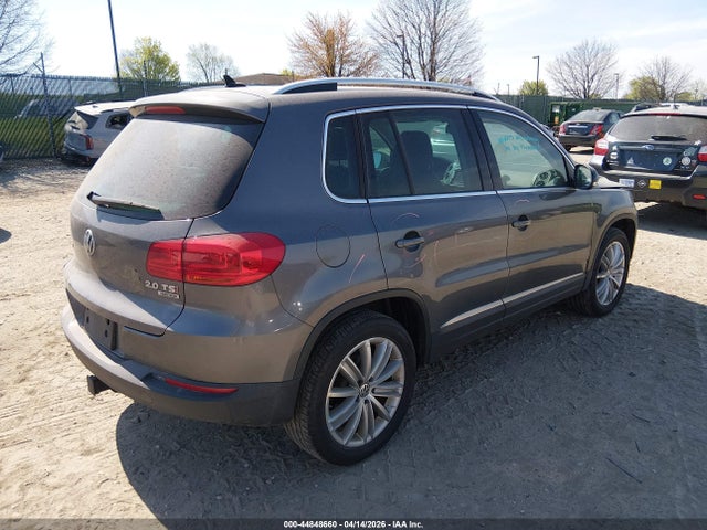44848660 :رقم المزاد ، WVGBV7AX1FW580164 vin ، 2015 Volkswagen Tiguan Se مزاد بيع