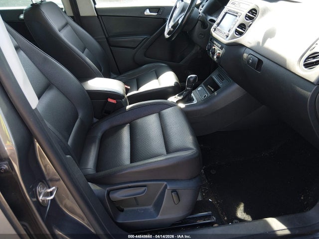 44848660 :رقم المزاد ، WVGBV7AX1FW580164 vin ، 2015 Volkswagen Tiguan Se مزاد بيع