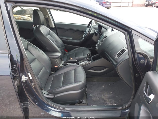 Продажа на аукционе авто 2017 Kia Forte Ex, vin: KNAFX5A81H5724928, номер лота: 44848662