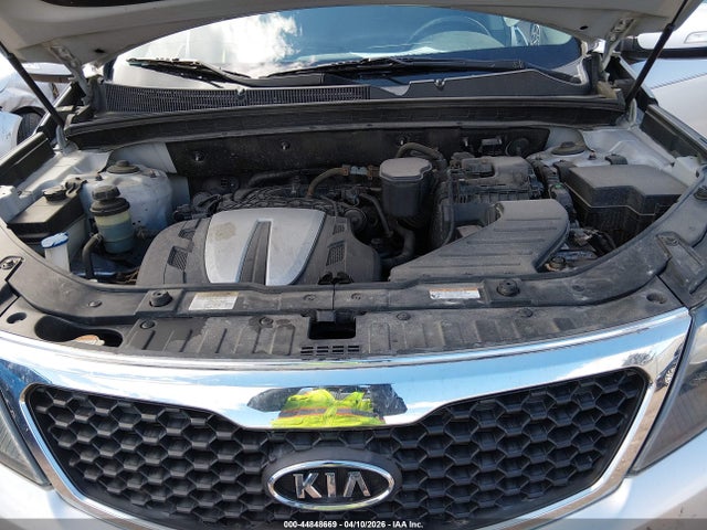 Продажа на аукционе авто 2012 Kia Sorento Lx V6, vin: 5XYKTDA21CG271039, номер лота: 44848669