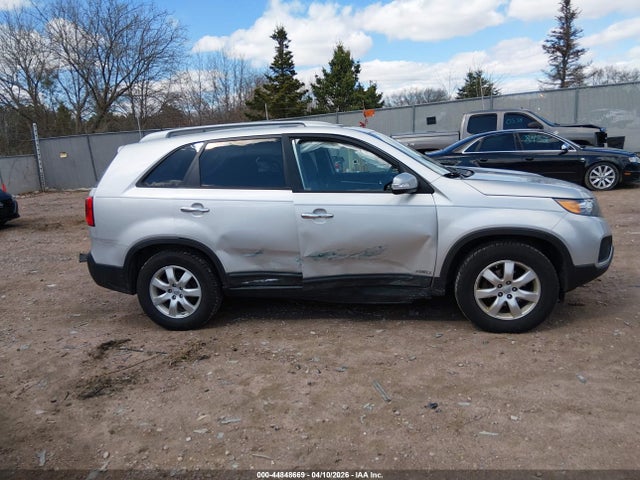 Продажа на аукционе авто 2012 Kia Sorento Lx V6, vin: 5XYKTDA21CG271039, номер лота: 44848669
