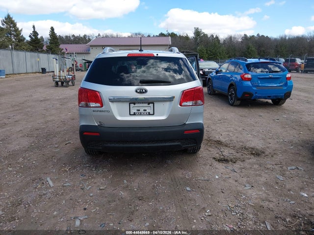 Продажа на аукционе авто 2012 Kia Sorento Lx V6, vin: 5XYKTDA21CG271039, номер лота: 44848669