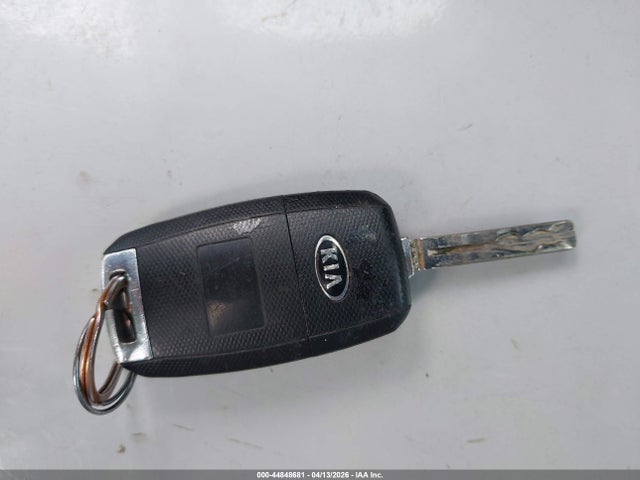 5XXGM4A73FG359534 KIA Optima Lx