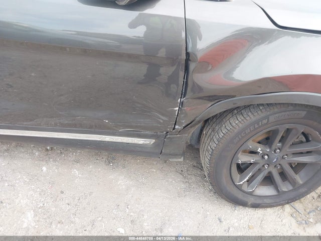 Продаж на аукціоні авто 2017 Ford Explorer Xlt, vin: 1FM5K7D80HGC74578, номер лоту: 44848708