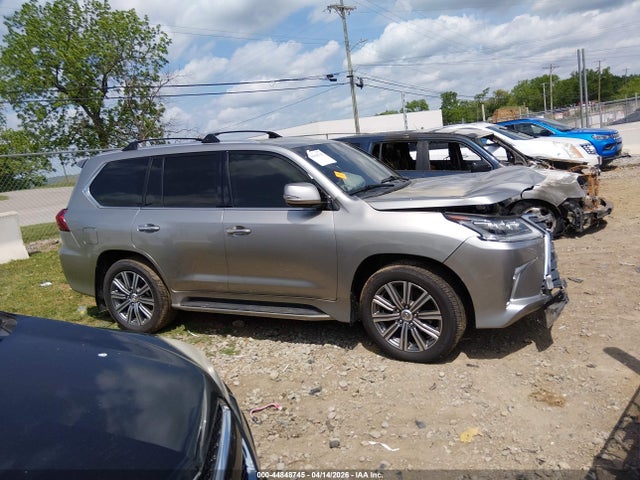 Lexus LX 570 2016 JTJHY7AX9G4196777 Image 13