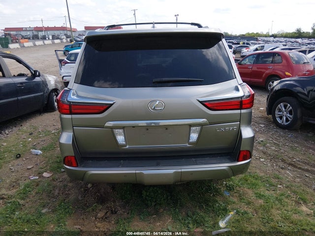 Lexus LX 570 2016 JTJHY7AX9G4196777 Image 16