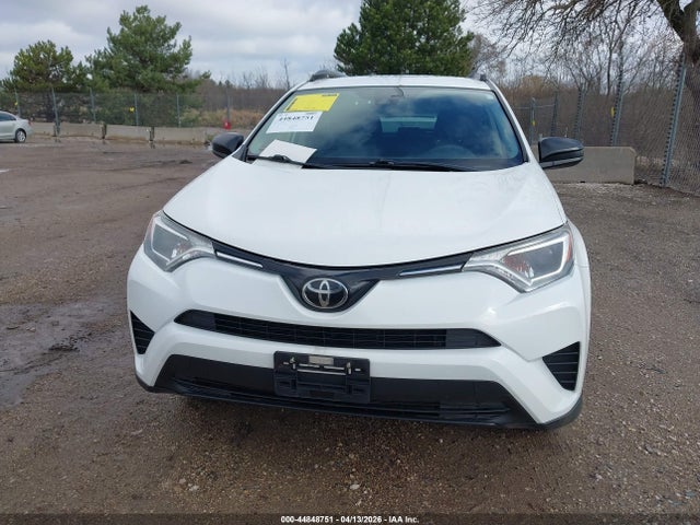 44848751 :رقم المزاد ، JTMBFREV0HJ708318 vin ، 2017 Toyota Rav4 Le مزاد بيع