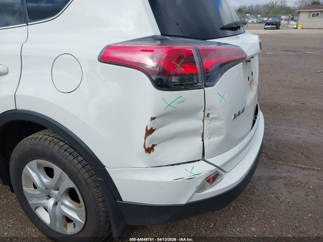 44848751 :رقم المزاد ، JTMBFREV0HJ708318 vin ، 2017 Toyota Rav4 Le مزاد بيع