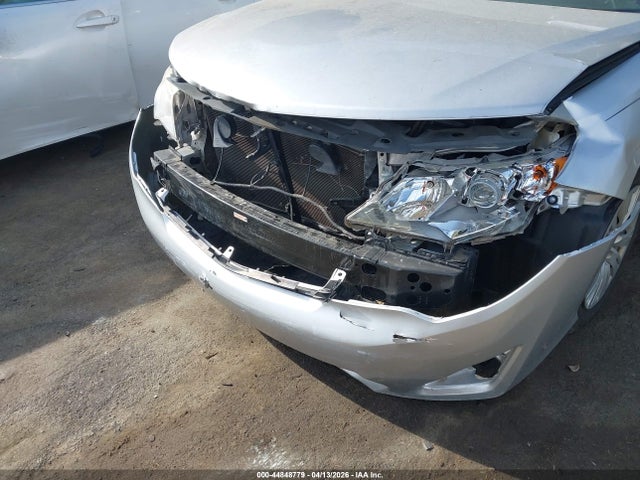 2014 Toyota Camry Le მანქანა იყიდება აუქციონზე, vin: 4T4BF1FK8ER416823, აუქციონის ნომერი: 44848779