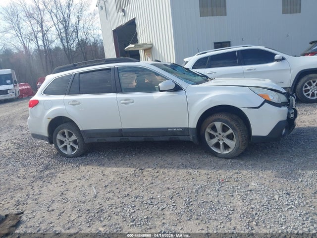 44848868 :رقم المزاد ، 4S4BRBGC9D3264909 vin ، 2013 Subaru Outback 2.5i Premium مزاد بيع
