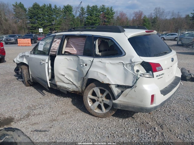 44848868 :رقم المزاد ، 4S4BRBGC9D3264909 vin ، 2013 Subaru Outback 2.5i Premium مزاد بيع