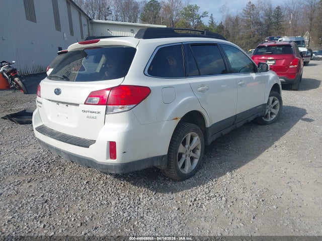 44848868 :رقم المزاد ، 4S4BRBGC9D3264909 vin ، 2013 Subaru Outback 2.5i Premium مزاد بيع