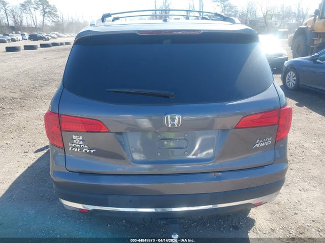 Auction sale of the 2017 Honda Pilot Elite, vin: 5FNYF6H07HB070861, lot number: 44848870