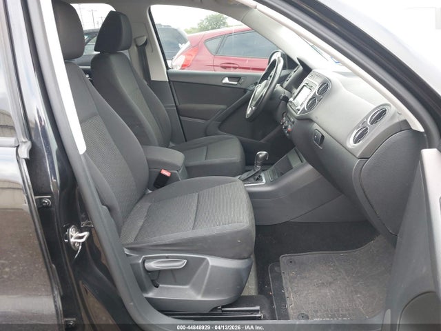 2015 VOLKSWAGEN TIGUAN WVGAV7AXXFW606563 Photo 4